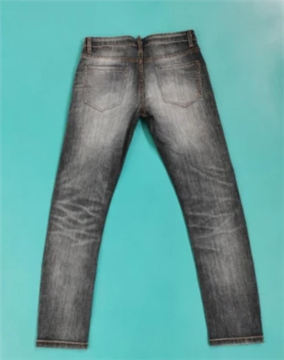 Ħasil ​​bil-lejżer tal-jeans